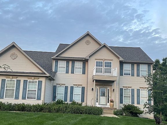 2nd image of 432 Mara Rose Ln