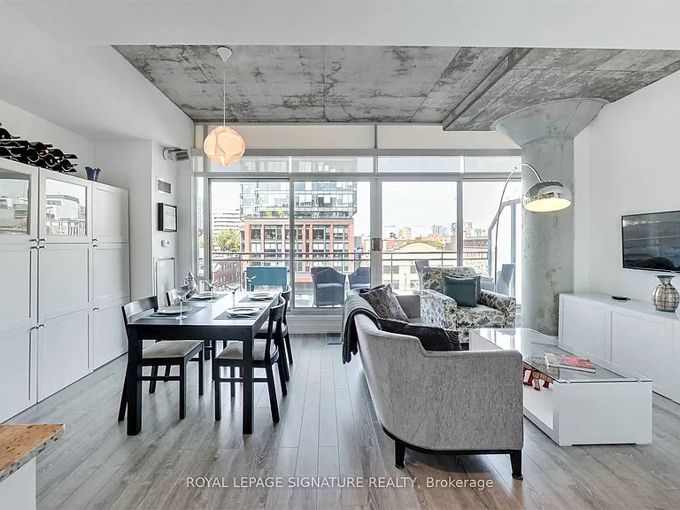 66 Portland St #610 — Photo 4