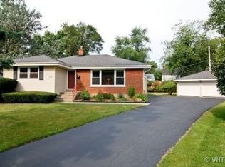 498 Longwood Ct, Chicago Heights, IL 60411