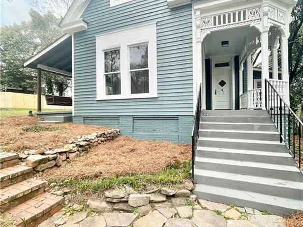 1010 Sandfort Rd, Phenix City, AL 36867