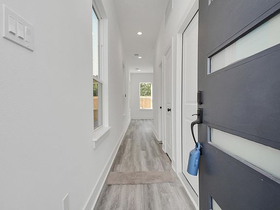 3rd image of 1106 Paul Quinn St #A