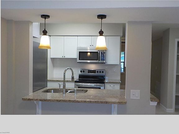 2nd image of 6975 Glenhaven Ave
