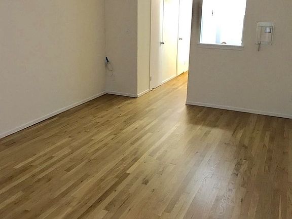 4th image of 221 E 82nd St APT 1B