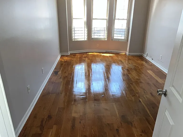 59 E Runyon St #C — Photo 11