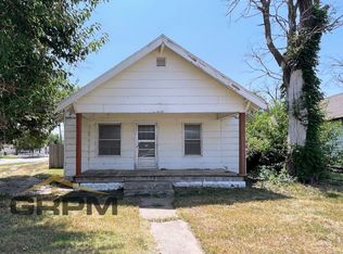 1631 E 4th Ave, Hutchinson, KS 67501