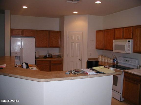 3rd image of 13854 W Ventura St