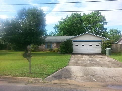 2nd image of 10929 Bridge Creek Dr