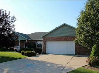 3216 Cherokee Dr, Piqua, OH 45356