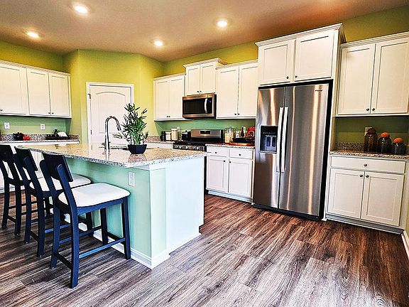 7th image of this home