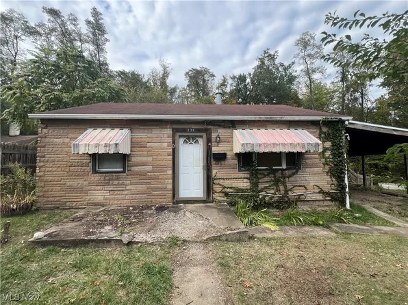 236 Harvard Ave, Steubenville, OH 43952