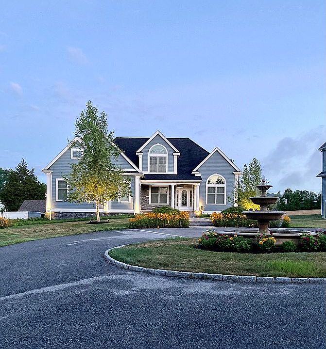 1st image of 16 Butterworth Ave