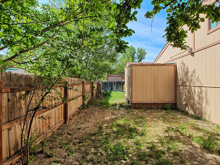 466 1/2 Carson Lake Dr — Photo 3