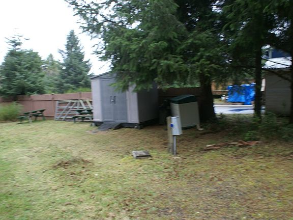 3rd image of 376 Bass Ave NE