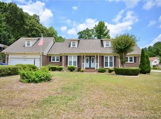 5700 Waldwick Rd, Fayetteville, NC 28311