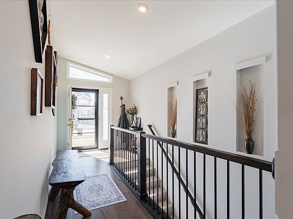 3rd image of 2618 Limestone Ct