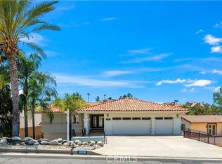 30581 Emperor Dr, Canyon Lake, CA 92587