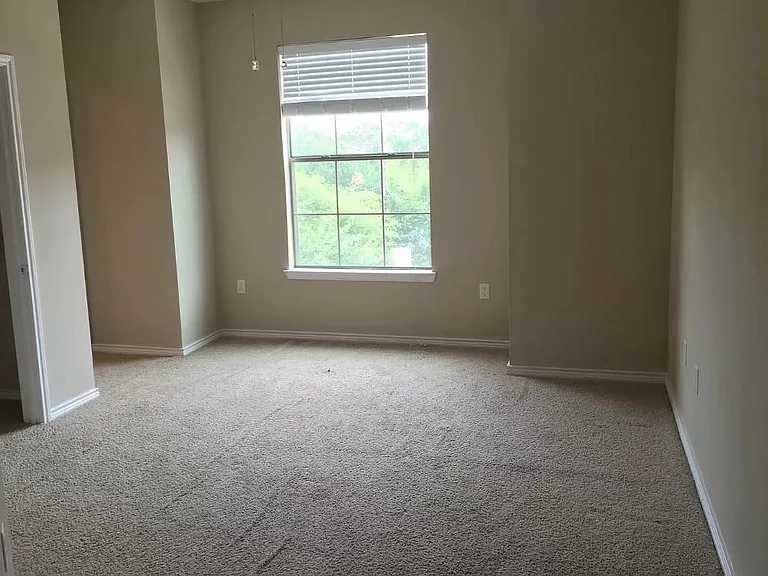 351 George Bush Dr E — Photo 16