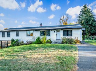 25 Arrowhead Ct, Durham, CT 06422