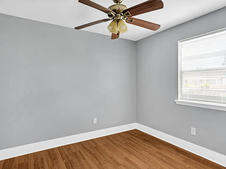 5151 Saint Anthony Ave — Photo 14