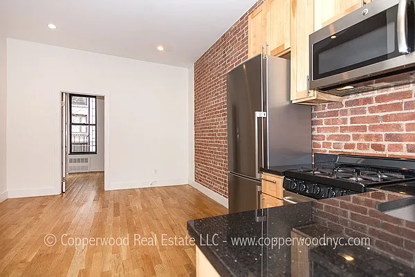 Rented by Copperwood Real Estate | media 4