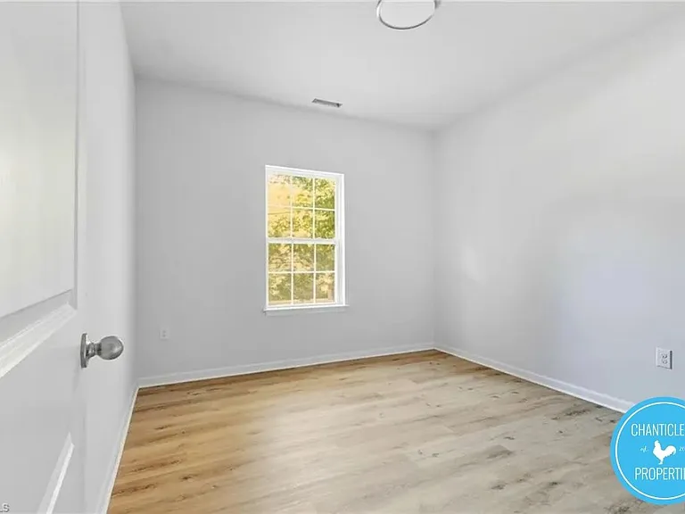 2903 Bolton Pl — Photo 14