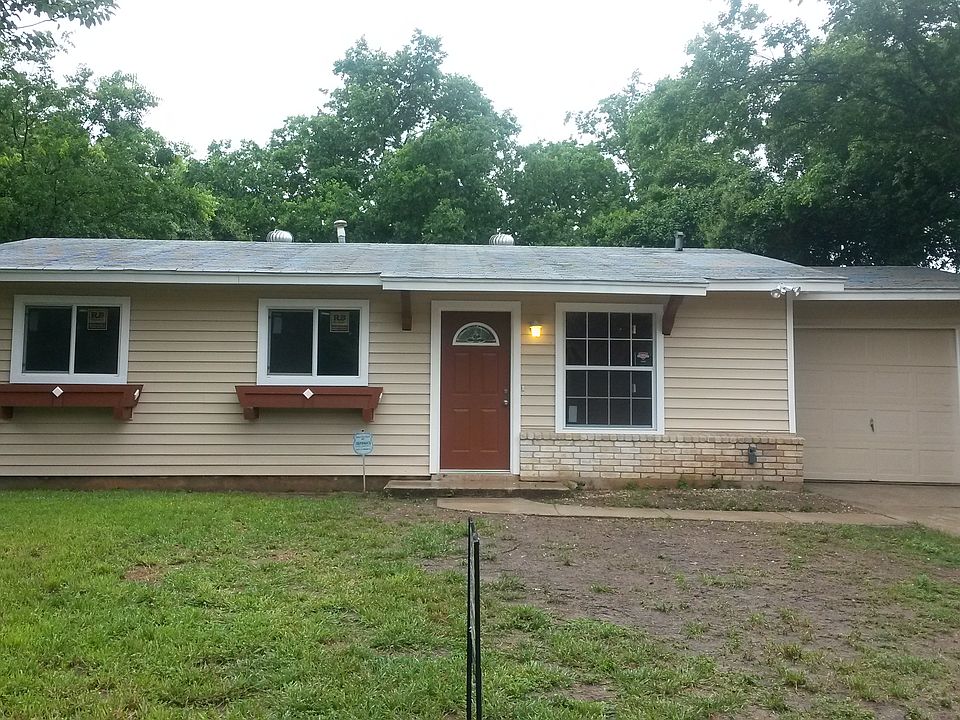 1st image of 607 Canyonwood Ln