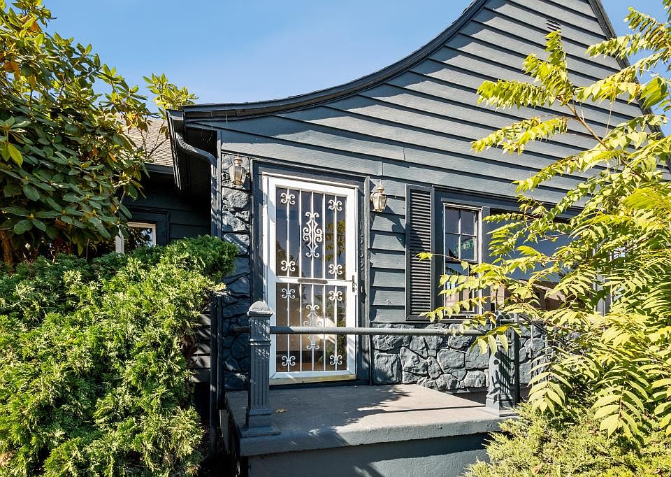 New Exterior Photo