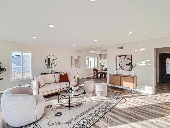4th image of 6873 Airoso Ave