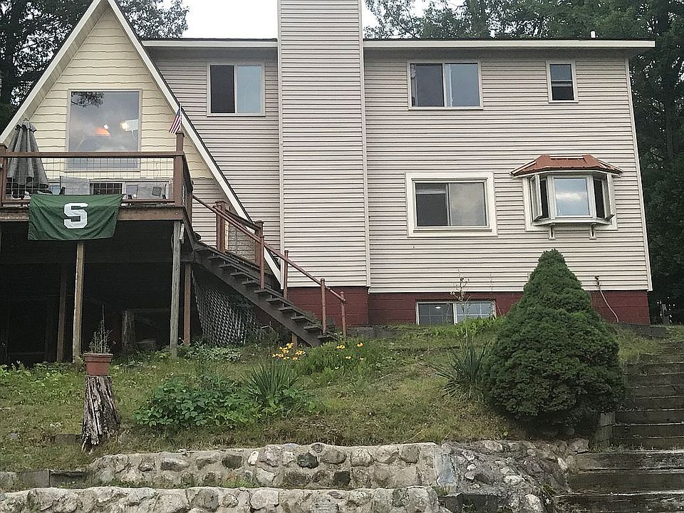 2nd image of 3007 Lakeview Dr
