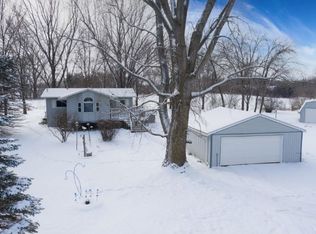 51402 Bay Ln, Elysian, MN 56028