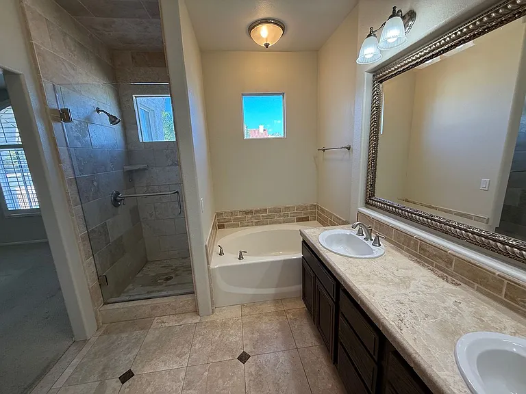 231 Camino Toluca — Photo 33