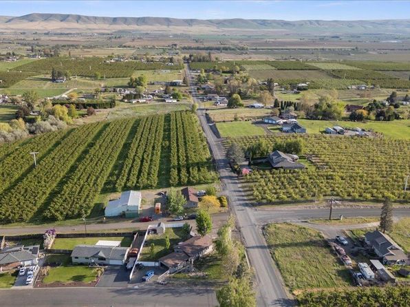 909 Appleway Rd, Grandview, WA 98930