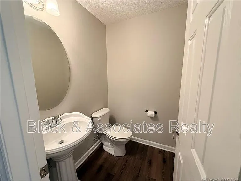 455 Crusaders Dr — Photo 8