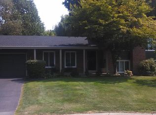 72 Tartarian Cir, Rochester, NY 14612