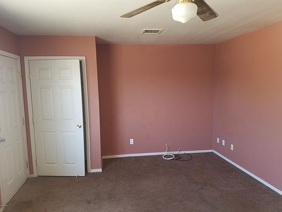 5th image of 4015 N Montezuma Dr