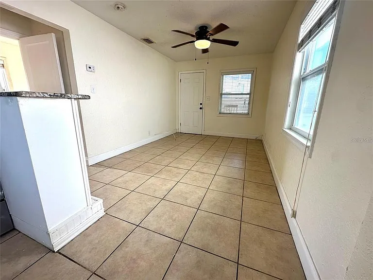 773 4th Ave N #1/2 — Photo 4