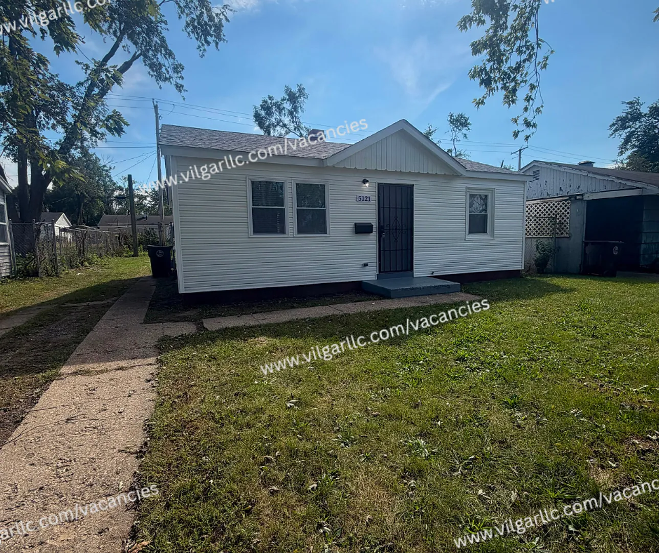 Very considerate 2 Bedroom 1 Bathroom home. — Photo 1