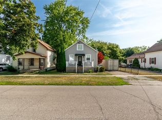 67 Pine St, Chatham Kent, ON N7M 5G3