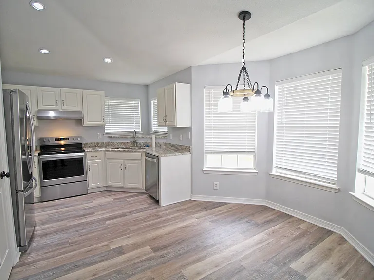 8508 Indian Oaks Pl — Photo 4