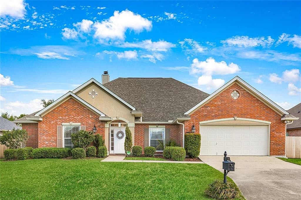 2728 Acadiana Trce, Marrero, LA 70072 Zillow