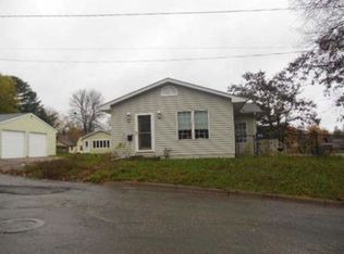 923 Maple St W, Stillwater, MN 55082