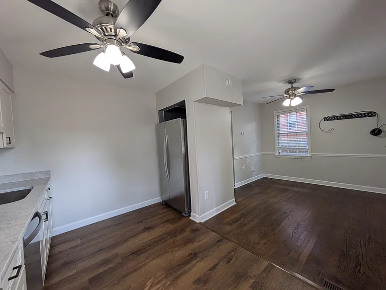 2322 Jameson St — Photo 6