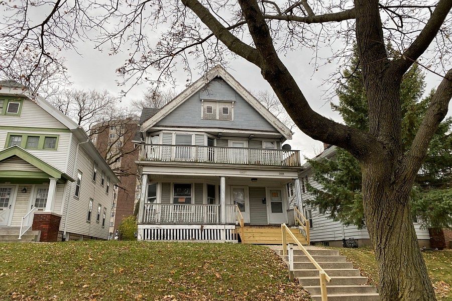 1st image of 3407-09 W Juneau Ave
