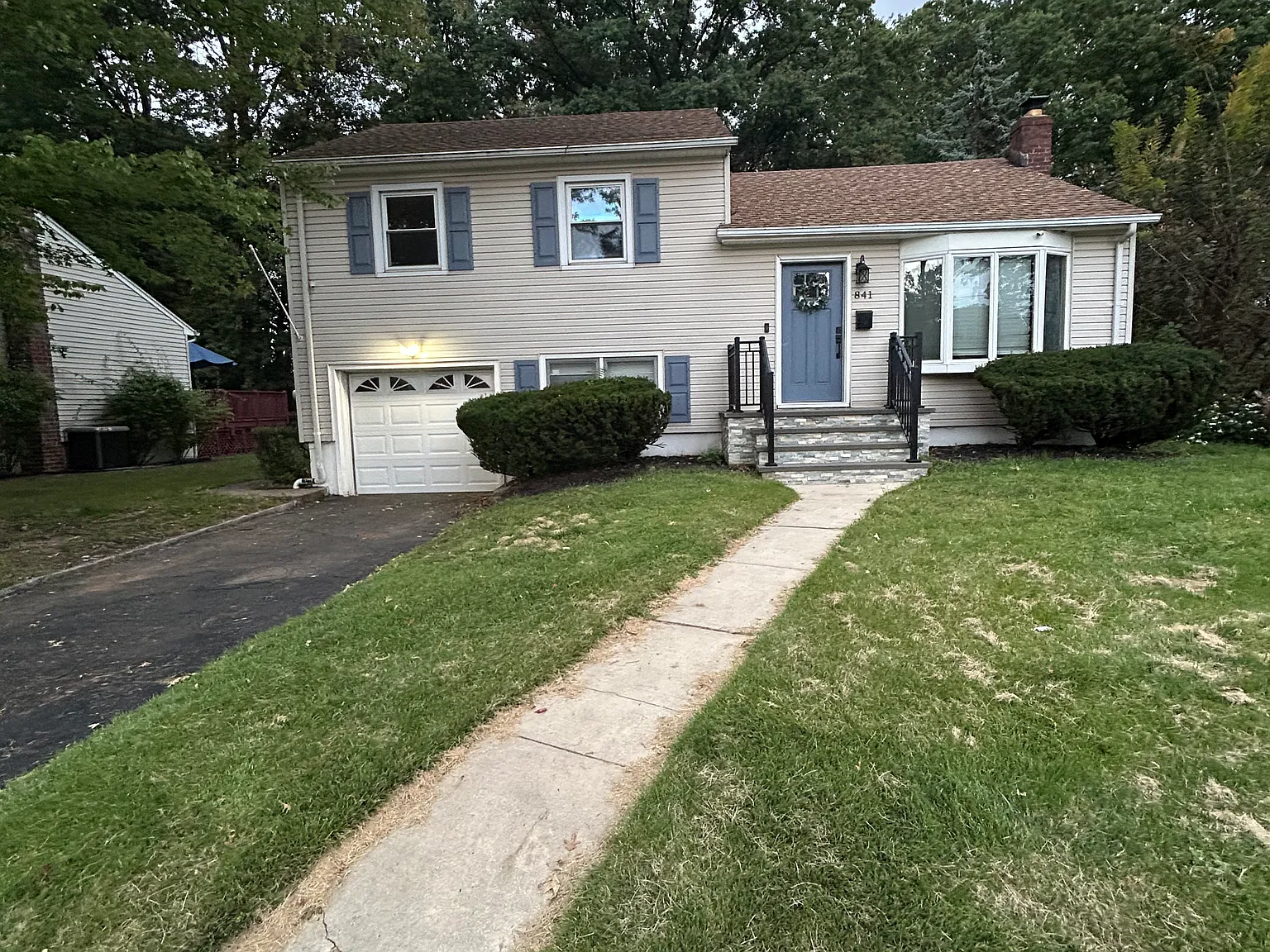 3 bed, 1.5 bath, $3,800 — Photo 1