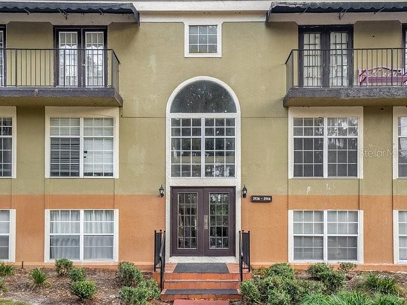 1st image of 3936 VERSAILLES DRIVE #3936B