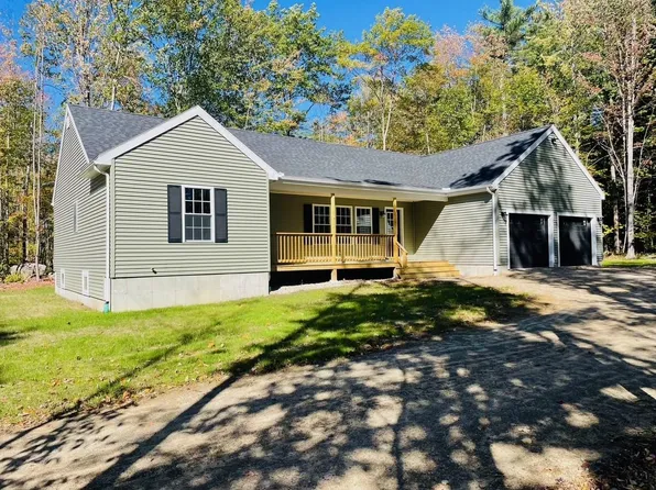 21 Burton Road, Moultonborough, NH 03254