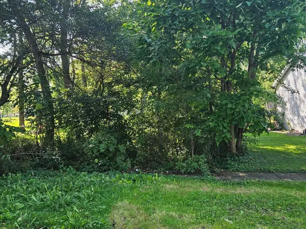 460 N Cavender St, Hobart, IN 46342