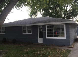 221 Voss Rd, Grand Island, NE 68801