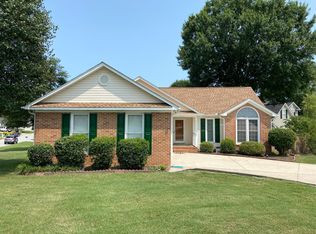 1 Fawndale Ln, Fountain Inn, SC 29644