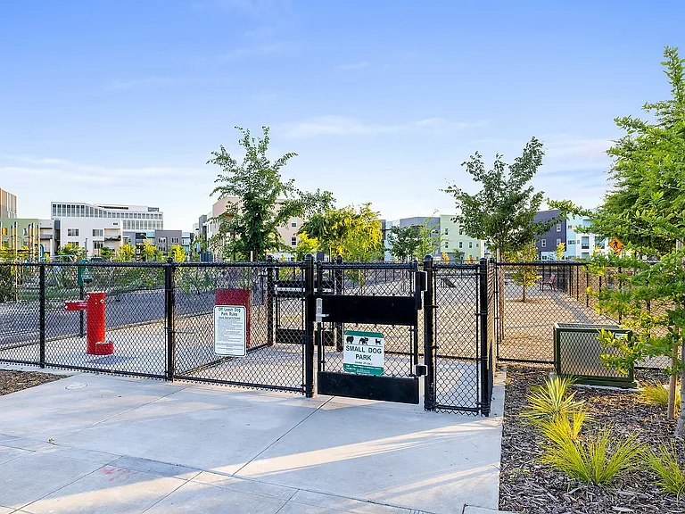 283-web-or-mls-775-n-6th-st